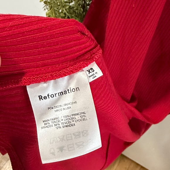 Reformation Formosa wrap dress midi - Picture 6 of 14